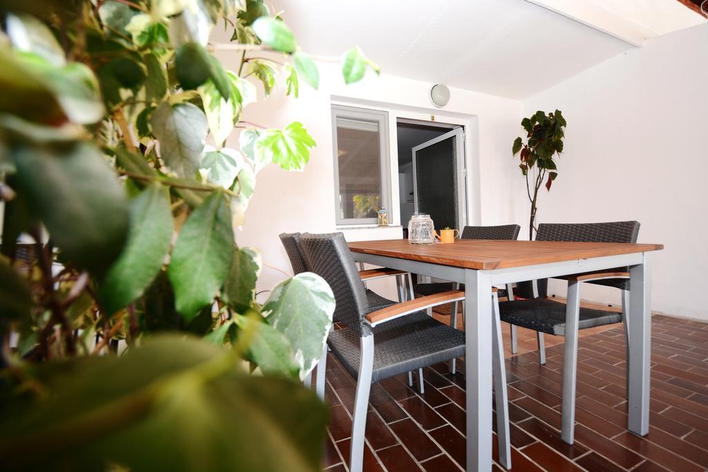 Apartments Katarina Veli Rat Eksteriør bilde