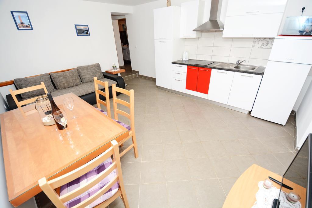 Apartments Katarina Veli Rat Eksteriør bilde