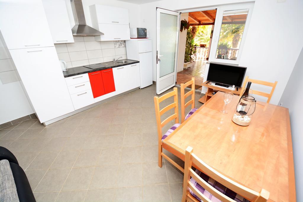 Apartments Katarina Veli Rat Eksteriør bilde