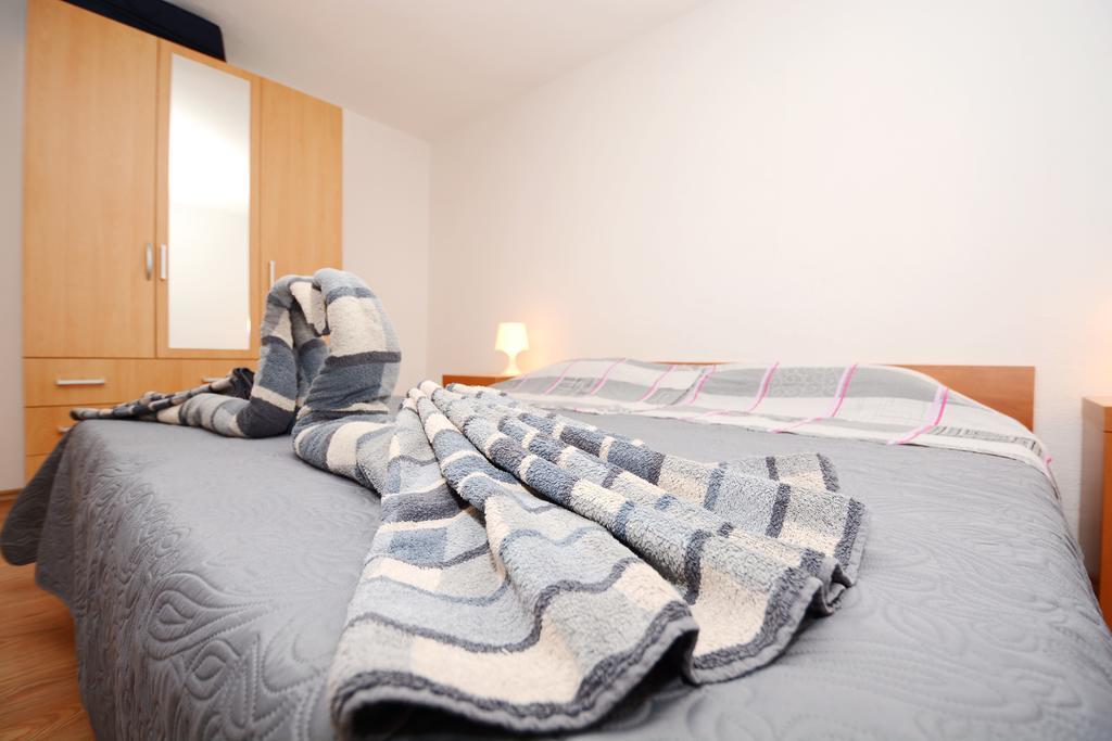 Apartments Katarina Veli Rat Eksteriør bilde