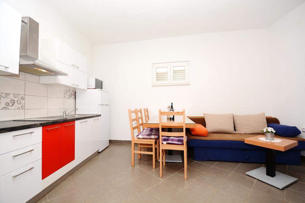 Apartments Katarina Veli Rat Eksteriør bilde