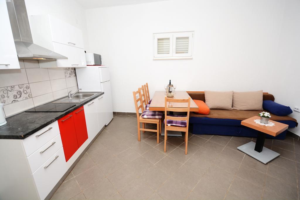 Apartments Katarina Veli Rat Eksteriør bilde